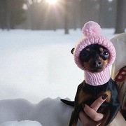 Różowa czapeczka dla małego pieska lub kotka – wykonana na szydełku