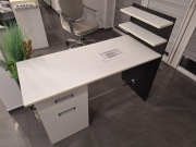 Biurko Beauty do paznokci Manicure z pochłaniaczem i półką / Stanowisko 2