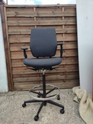 Krzesło Vitra obrotowe wysokie hoker Dostępne 2 sztuki