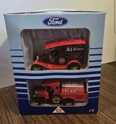 CORGI Zestaw 4 autek w pudełku FORD D71/1