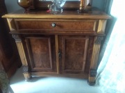 Komoda eklektyczna. Orzech .