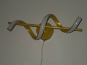 Lampa ścienna LED (kinkiet)