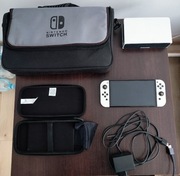 (cena ostateczna) Nintendo Switch OLED + GRY + AKCESORIA