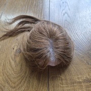 Topper clip-in Włosy naturalne 30cm 20g Ciemny Brąz Blond Pasemka 1.70