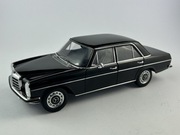 AUTOart Super cena Mercedes 220D brak pudełka