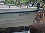 Łódź silver405 z silnikiem zuzuki 9.9 