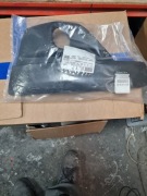 Zaslepka Kratka Zderzaka renault express lewa strona nowa