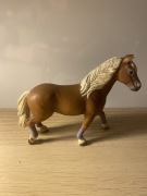 Figurka Schleich brązowa klacz D-735227