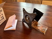 EDBAK Uchwyt ścienny uchylny do LCD - GD04