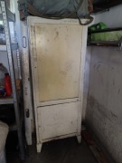 Szafa medyczna, lekarska loft + gratis szafka do renowacji PRL