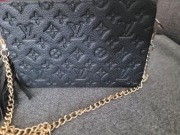 Torebka czarna Louis Vuitton monogram 
