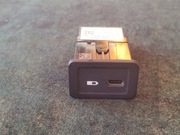 Ładowarka usb-C Mercedes