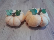 Zestaw nowe dwie dynie ozdobne na jesień