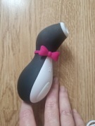 Satisfyer masażer intymny pingwinek z ładowarką 