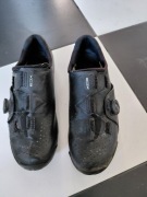 Buty rowerowe SHIMANO SH-XC300 Czarny (rozmiar 40)