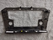 Ramka radia VW Passat B8 3G1858069