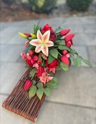 Dekoracja nagrobna na macie, kompozycja wiosenna