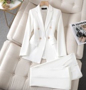 Biały garnitur damski rozmiar M komunia , ślub , wesele