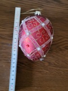 Stara bombka choinkowa, czerwono-biała, vintage