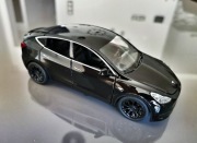 Tesla Model Y piękny model 1:32, metalowy, czarny