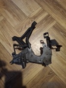 Audi A6 C6 ŁAPA MOCOWANIE POMPY WTRYSKOWEJ 059130147H