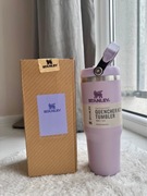 Kubek Stanley z uchwytem i słomką