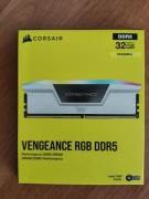 Pamięć RAM Corsair 32GB DDR5 6400 CL32 RGB białe