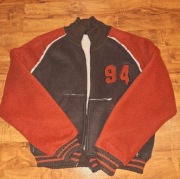 Kurtka bejsbolówka.