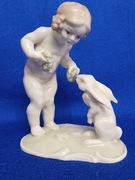 Figurka Hutschenreuther ,,Dziewczyna karmiąca królika "