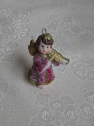 Figurka - aniołek grający na skrzypcach - wysokość 5,5 cm