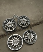 Felgi Aluminiowe OZ Racing f1 plus 5x120 17” 9,5j et19