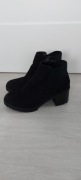 Buty botki czarne r. 39