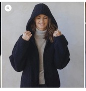 Kurtka z kapturem 100% wełna owcza czarna polska marka L/40