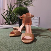 Sandały / szpilki 7cm szampańskie złoto