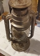 Lampa naftowa do ogrodu 