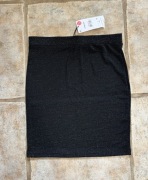 Spódniczka spódnica czarna połyskująca NOWA z metkami SINSAY rozmiar XL 