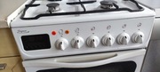 Kuchnia gazowa z piekarnikiem 
