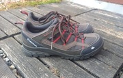 Męskie buty sportowe Decathlon, marki Quechua. Rozm 40. W sam raz na jesień