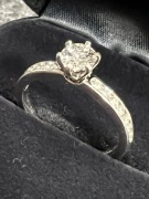 Pierścionek zaręczynowy Tiffany 0,5 karata diament Tiffany