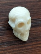 Rzeżba - Czaszka - kieł dzika - do oprawy sygnet , wisior , itd  