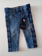 Spodnie jeansy Guess wiek 3-6 m-ce 