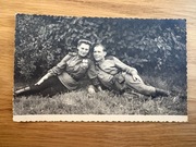 Zdjęcie: Dziewczyna w mundurze wojskowym (2054)  