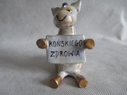 CERAMICZNA  FIGURKA  "KOŃSKIEGO ZDROWIA " BEZ SYGNATURY 