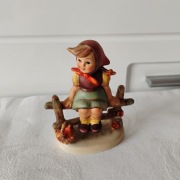 Figurka Goebel M.I.Hummel „Just Resting” nr 112 3/0