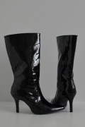 Lśniące kozaki do połowy łydki z lakierowanej skóry ekologicznej 38