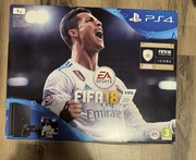 PS4 Slim 1TB dwa pady, 7 gier oryginalne okablowanie