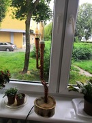 Lampka z miedzi i drewna 