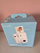 Aparat natychmiastowy FujiFilm Instax Mini 12 biały.