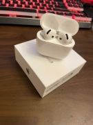 Apple Airpods 4.