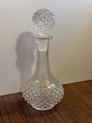 Ładna kryształowa karafka 
